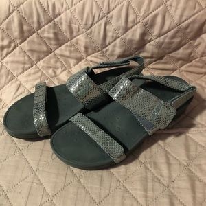 Vionic sandals